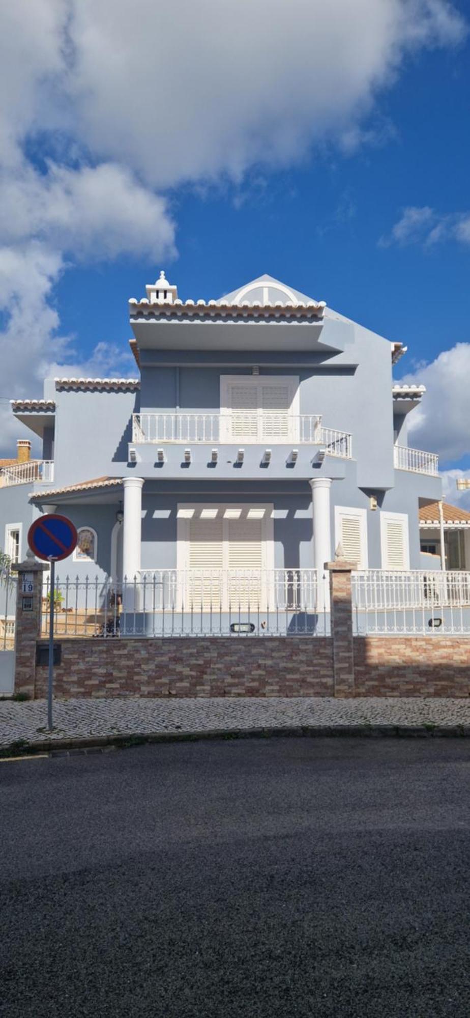 Dona Ana Guesthouse Lagos Exterior photo